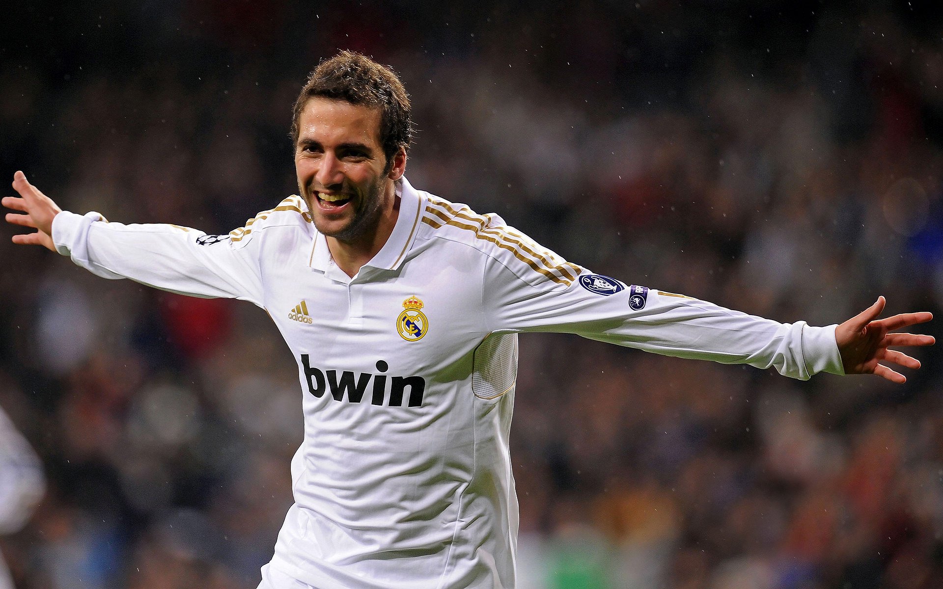 一触即发的足球冠军赛：紧张激烈，足球冠军杯赛程